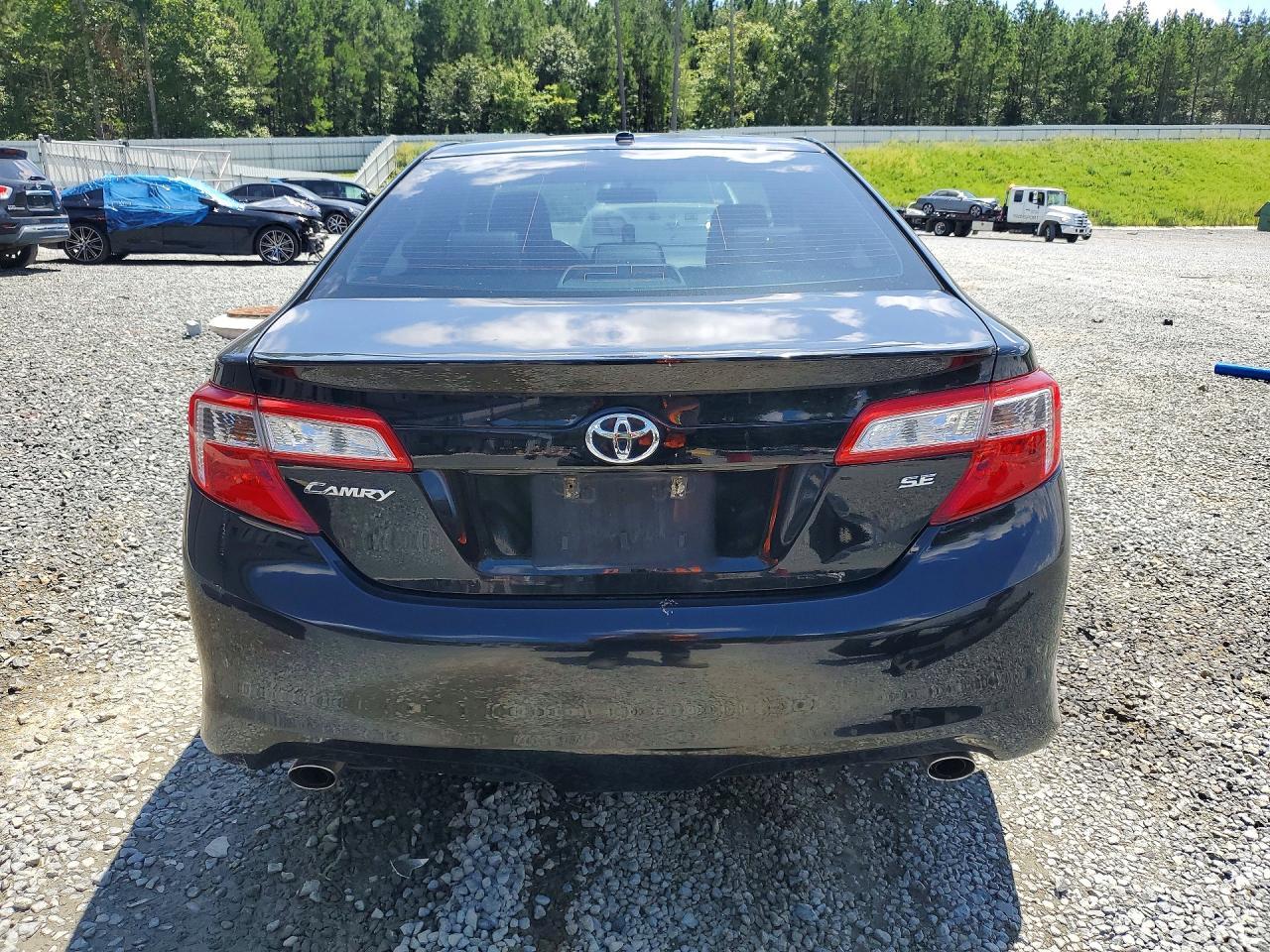 2012 Toyota Camry Se V6 - Image 6