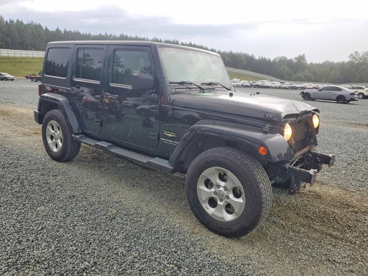 2013 Jeep Wrangler Unlimited Sahara - Фото 4
