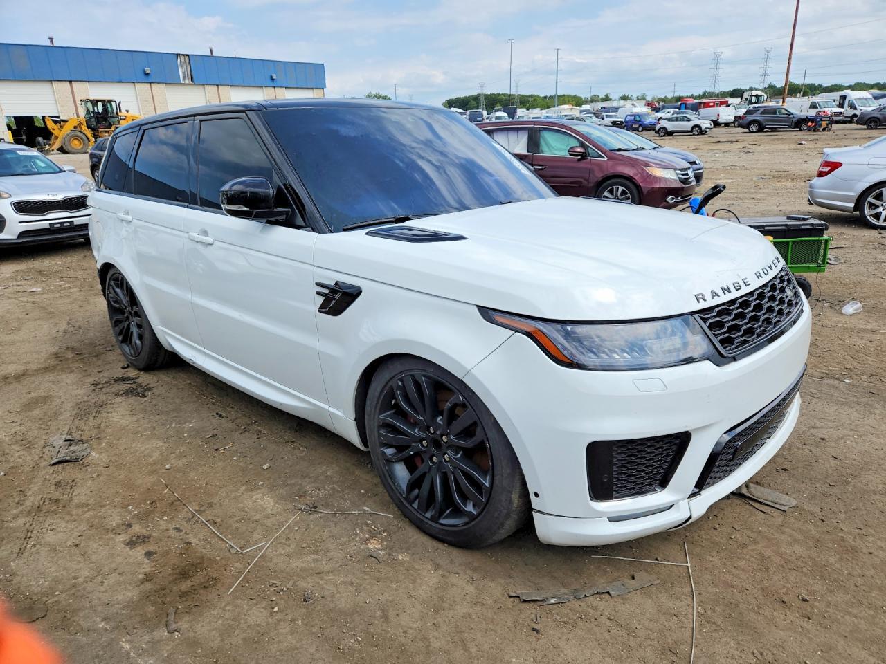 2019 Land Rover Range Rover Sport Supercharged Dynamic - Image 4