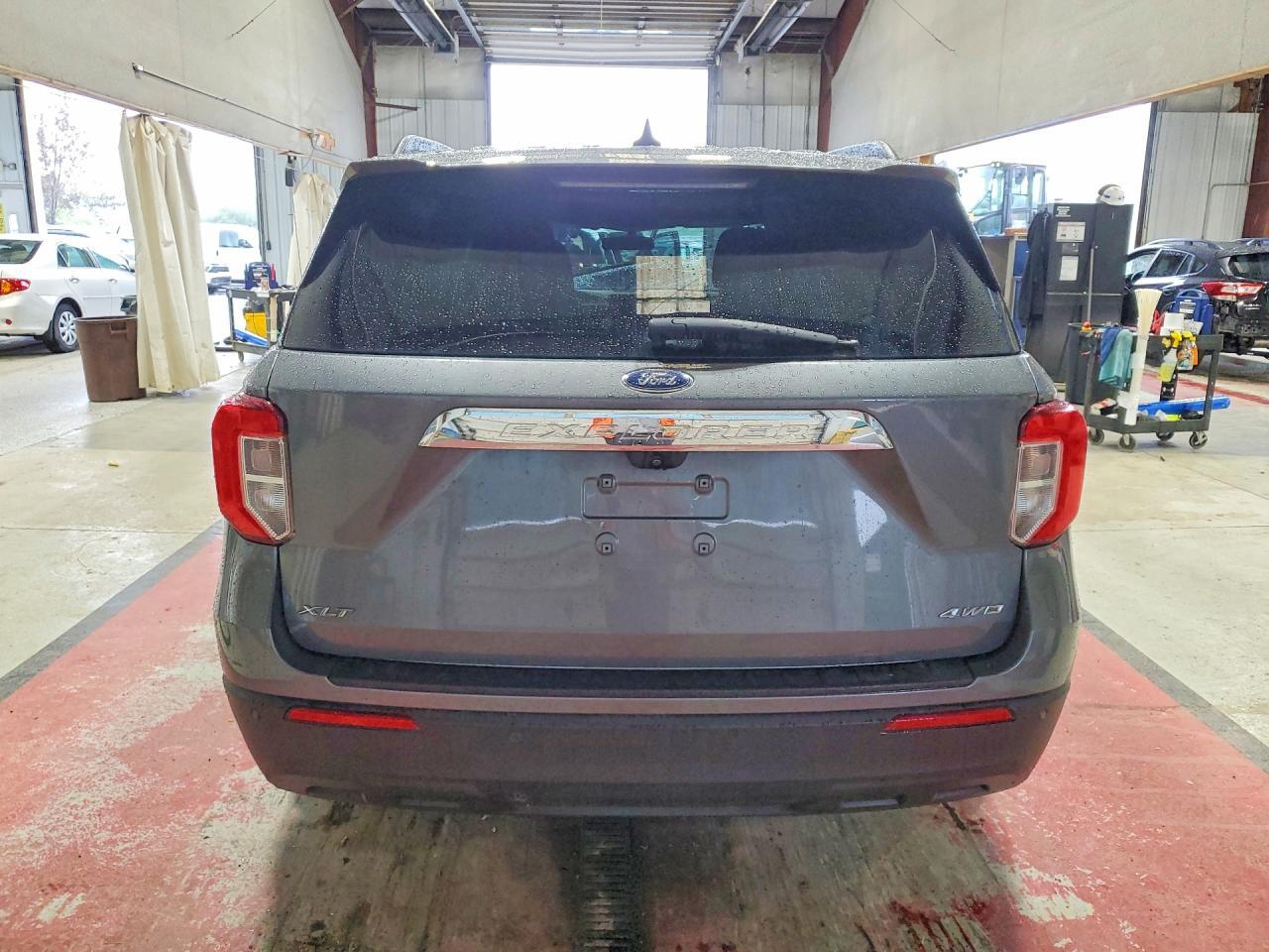 2022 Ford Explorer Xlt - Фото 6