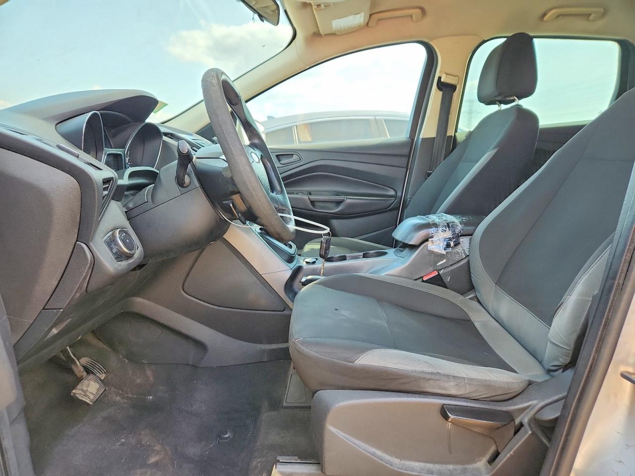 2013 Ford Escape S - Фото 7