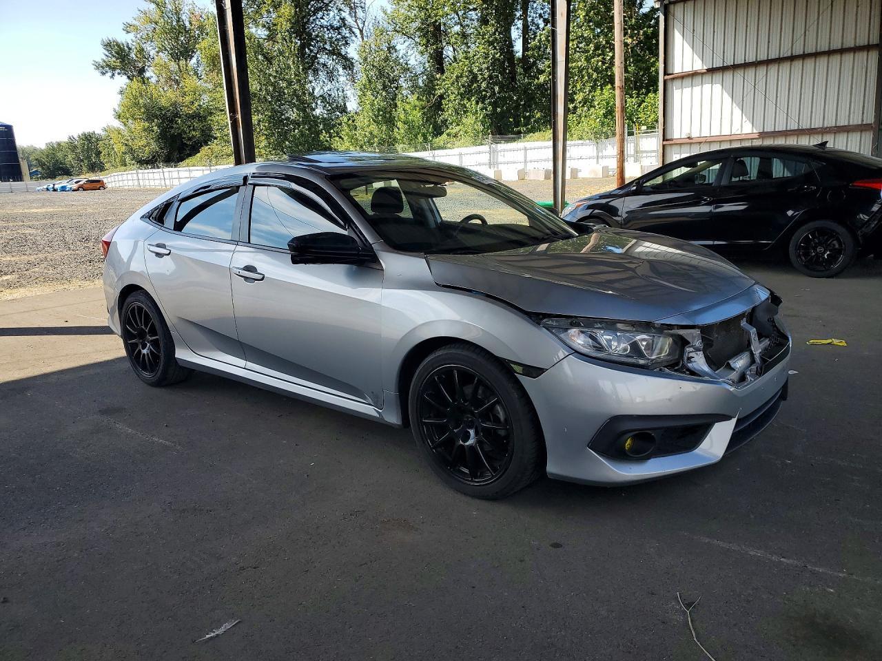 2018 Honda Civic Ex - Image 4