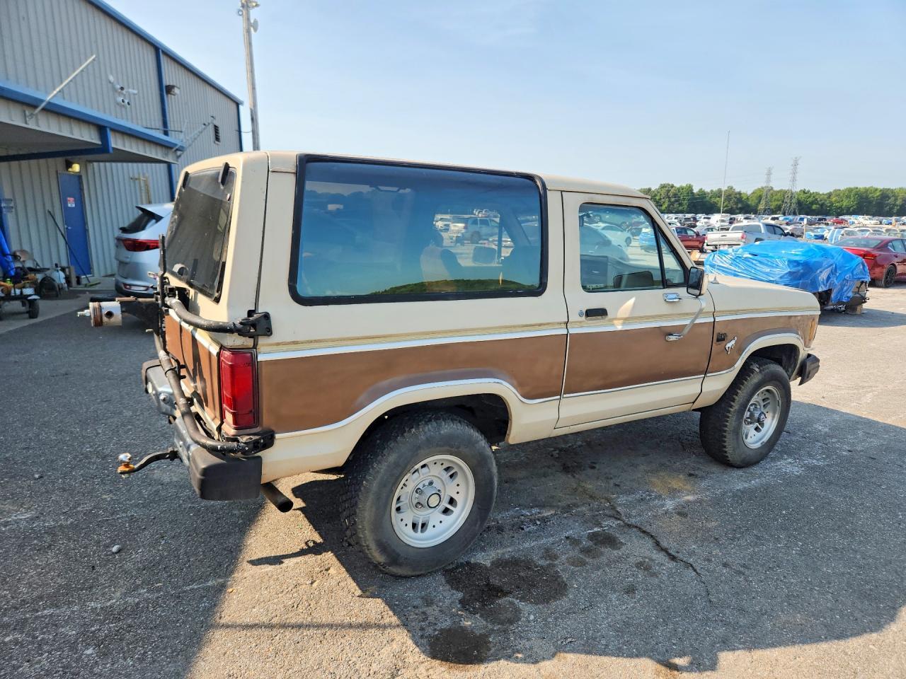 1985 Ford Bronco Ii - Фото 3