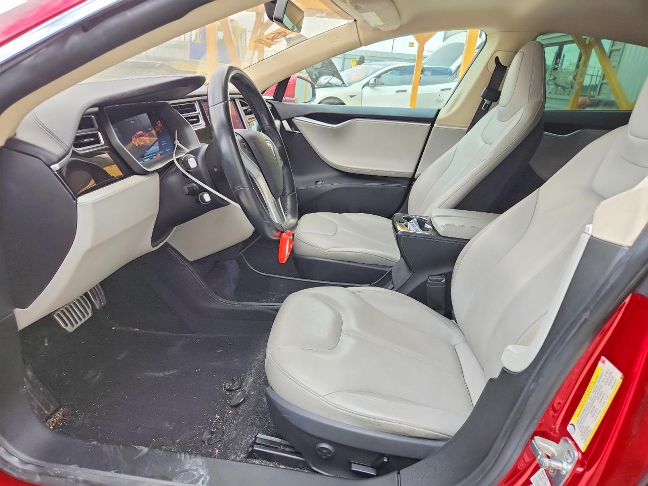 2014 Tesla Model S - Фото 7
