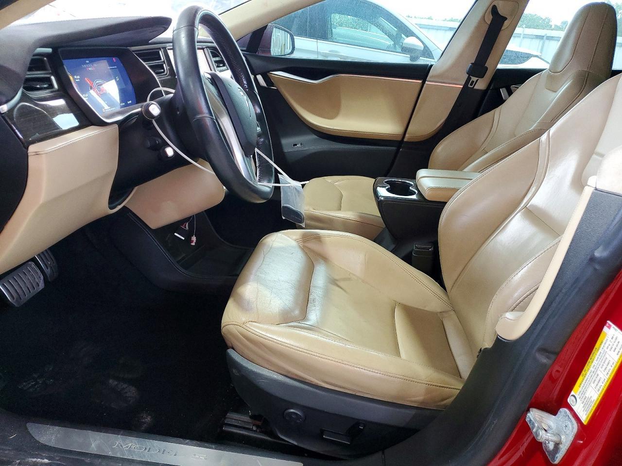 2014 Tesla Model S - Image 7