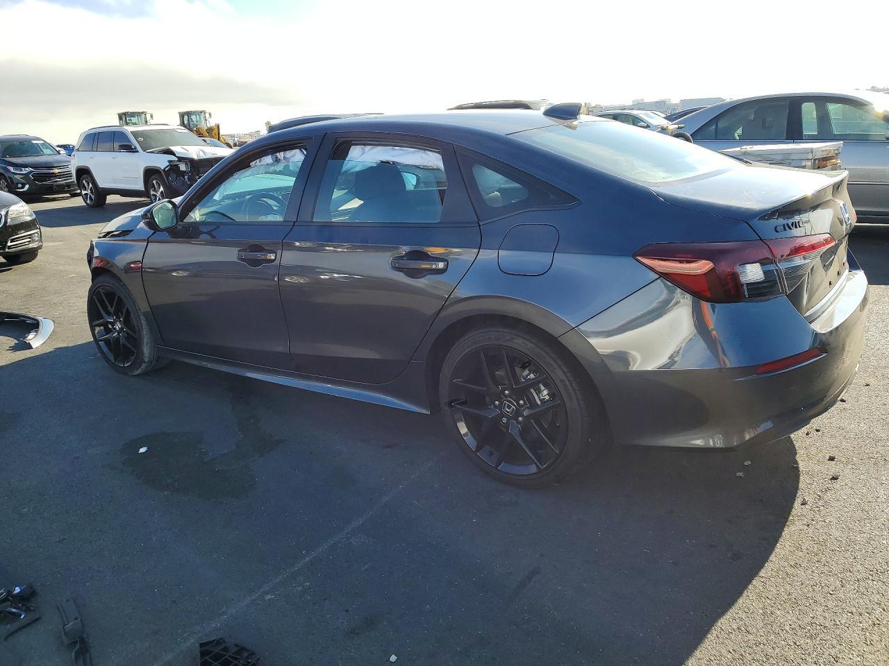 2025 Honda Civic Sport - Фото 2