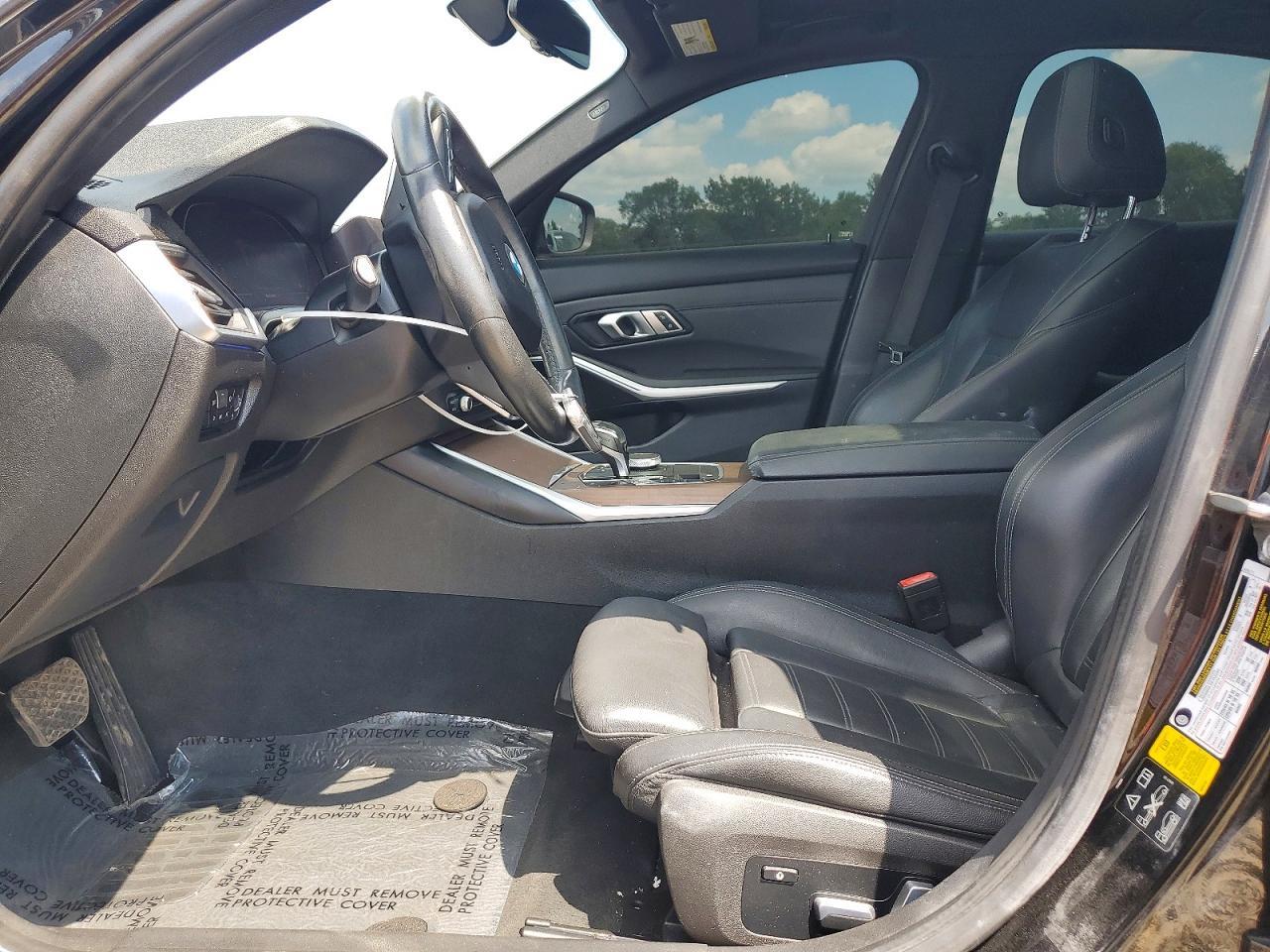 2019 BMW 330Xi - Image 7