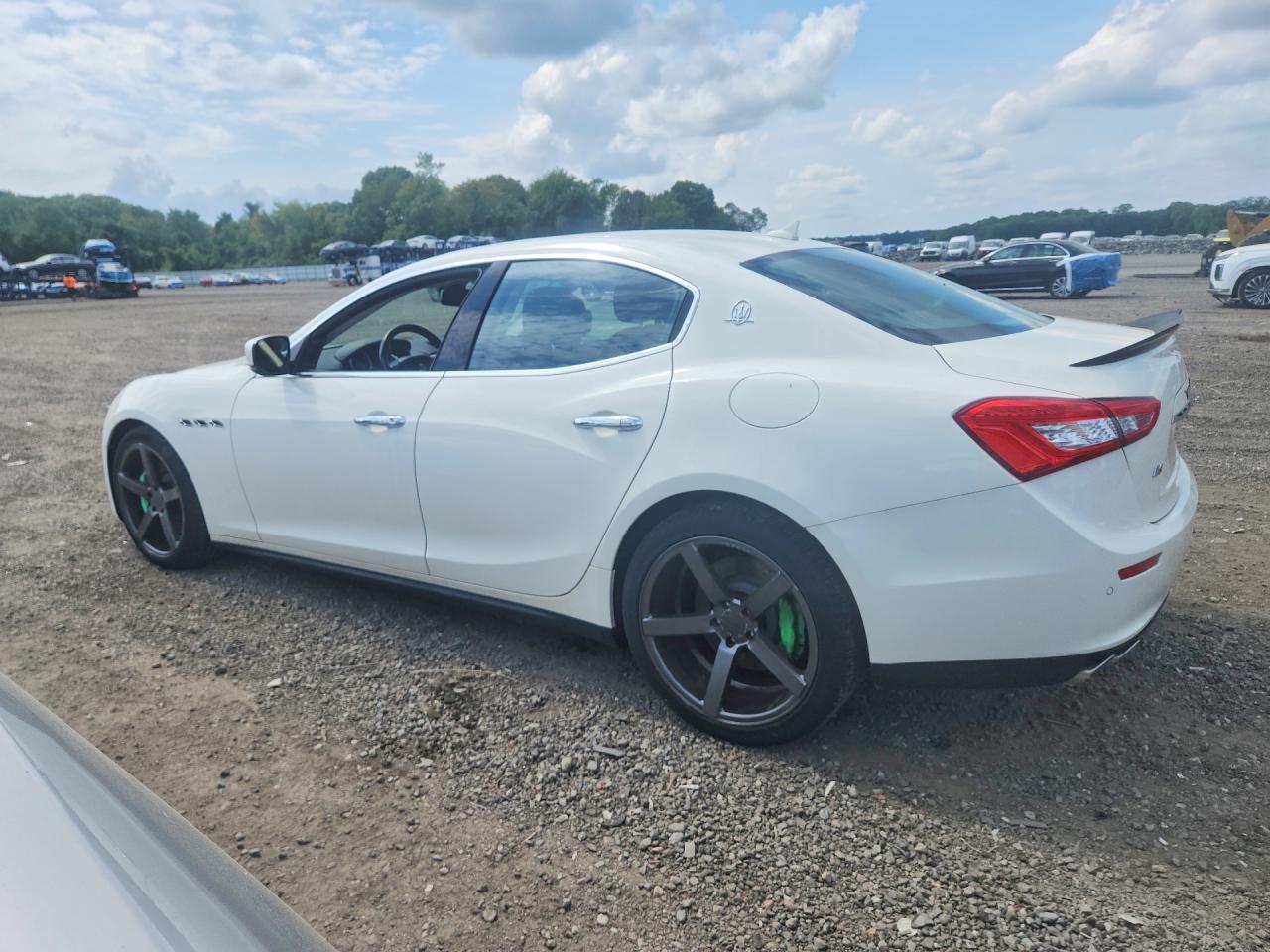 2014 Maserati Ghibli S - Image 2