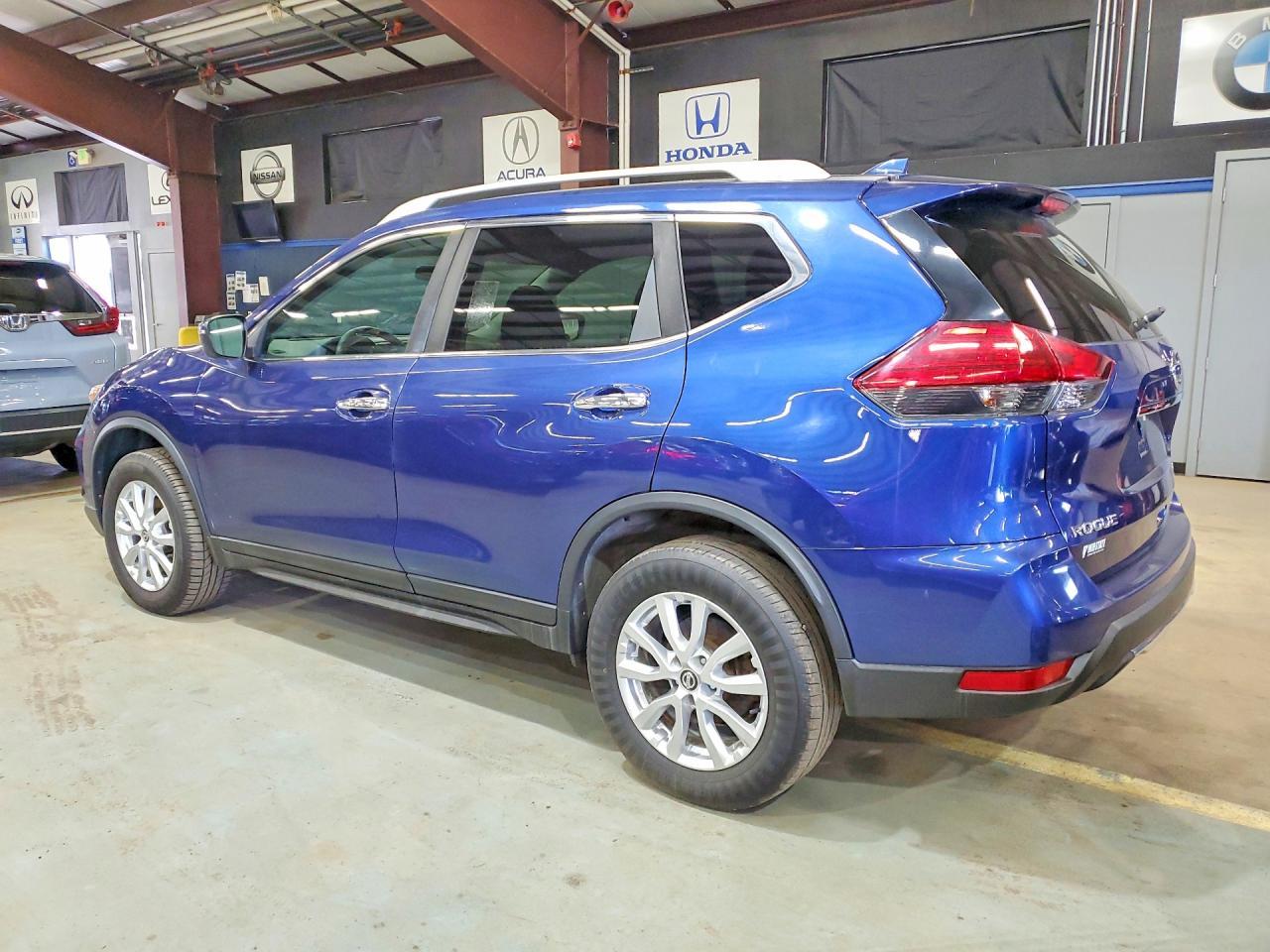 2017 Nissan Rogue Sv - Фото 2