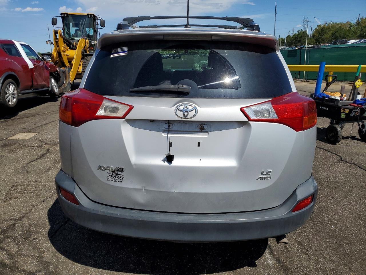 2013 Toyota Rav4 Le - Image 6