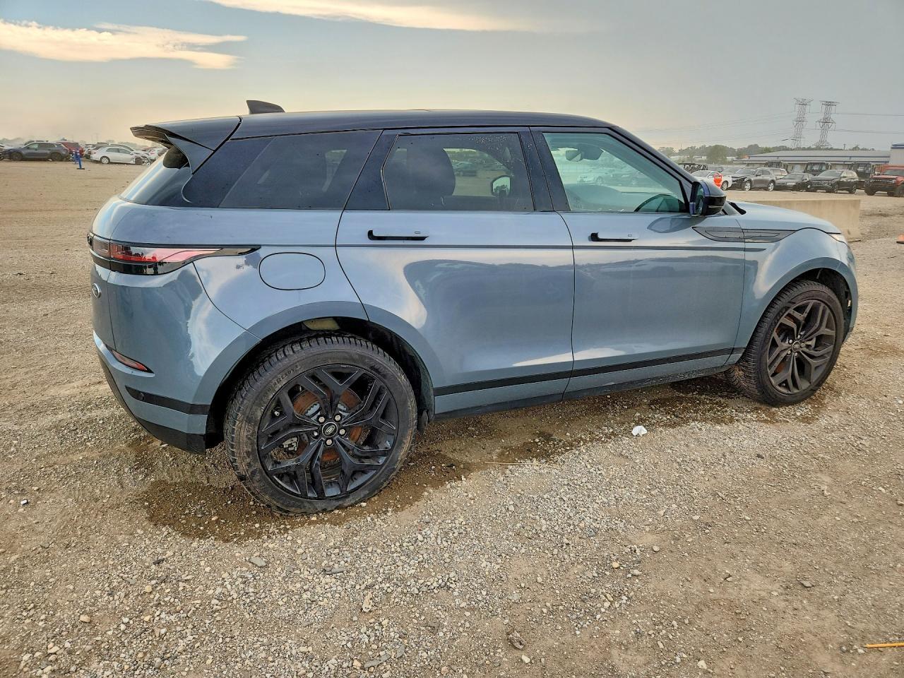 2022 Land Rover Range Rover Evoque Se - Image 3