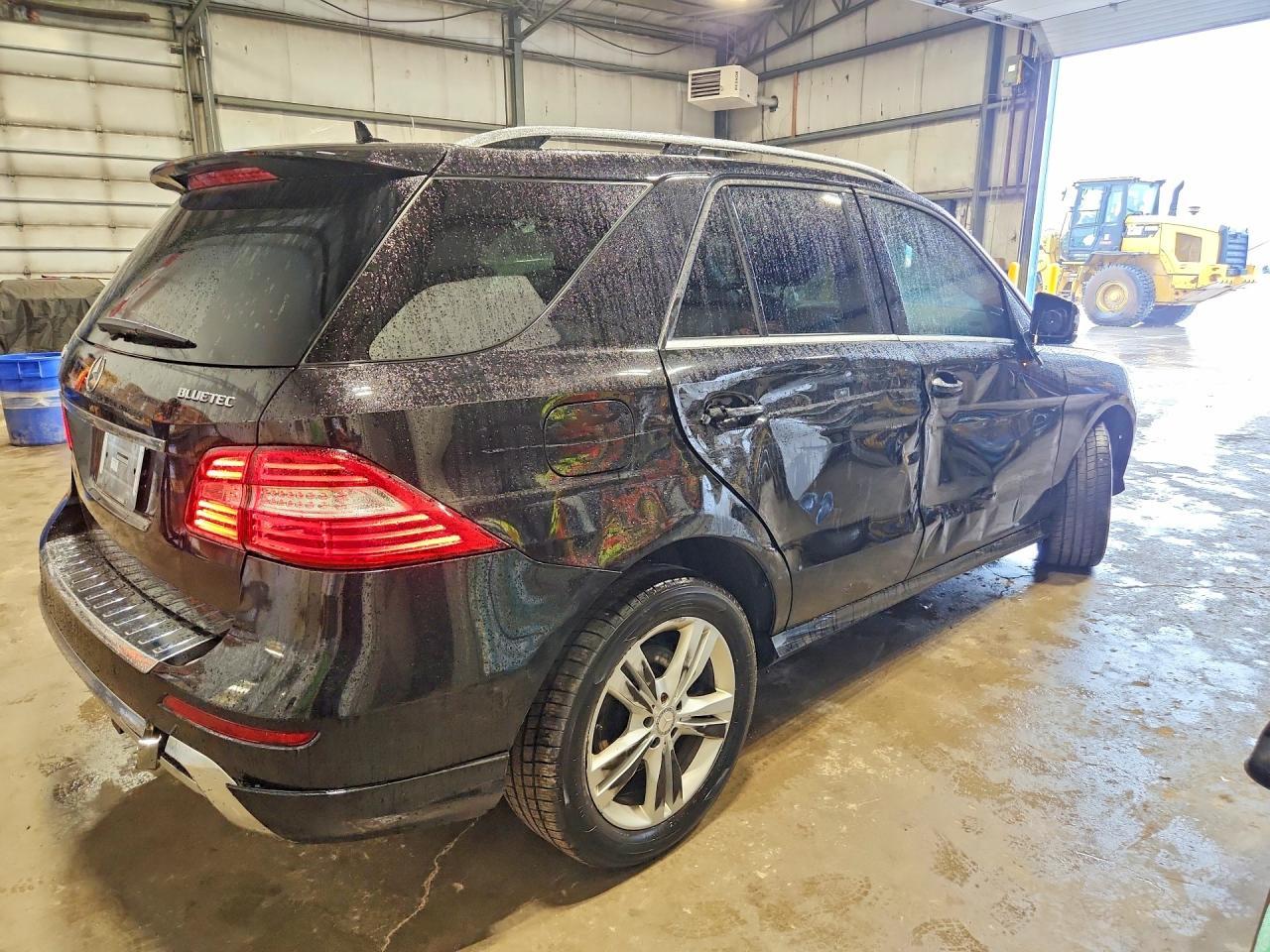 2015 Mercedes-Benz Ml 350 Bluetec - Фото 3