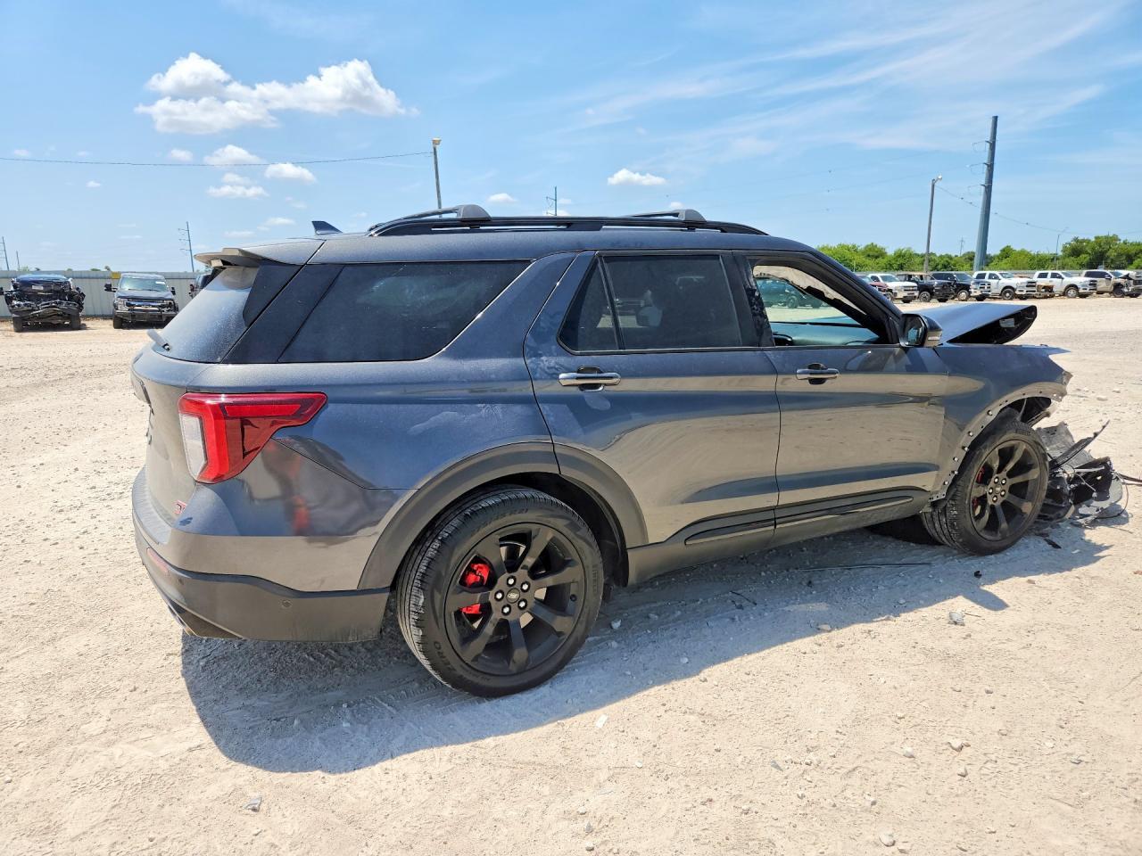 2020 Ford Explorer St - Фото 3