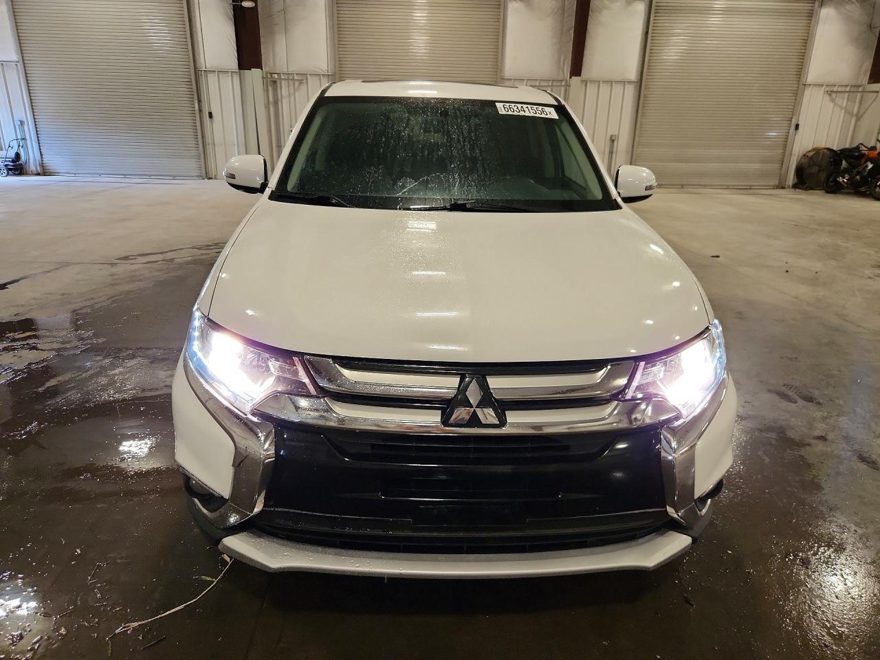 2018 Mitsubishi Outlander Se - Фото 5
