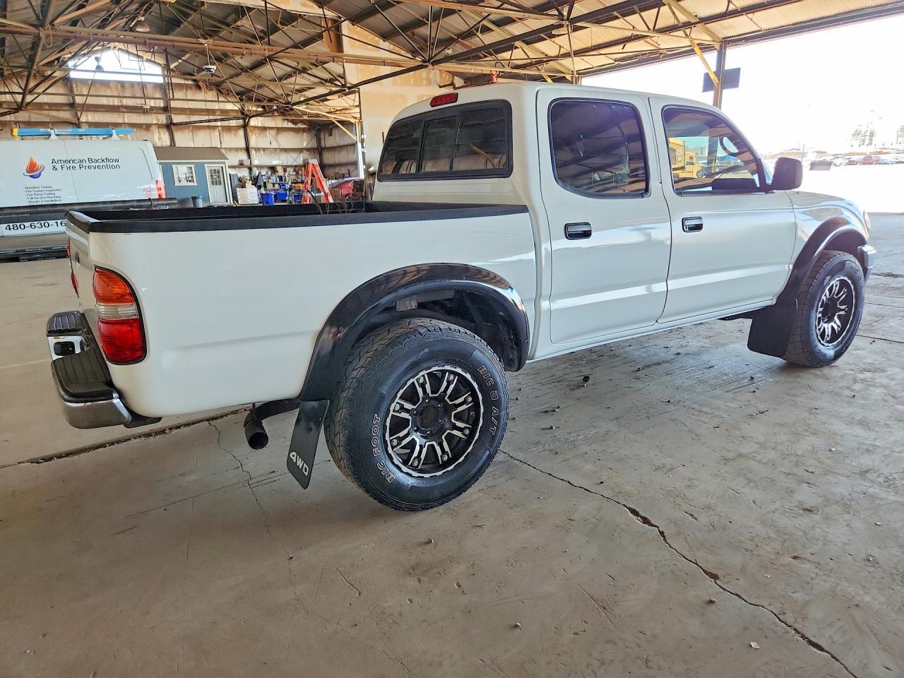 2004 Toyota Tacoma V6 - Image 3