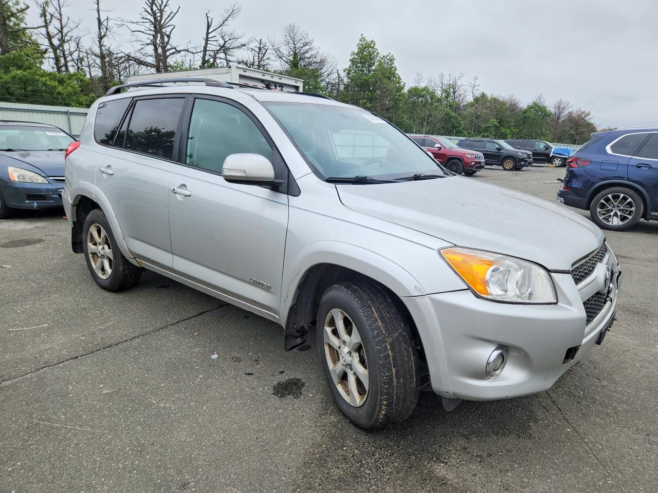 2011 Toyota Rav4 Limited - Фото 4