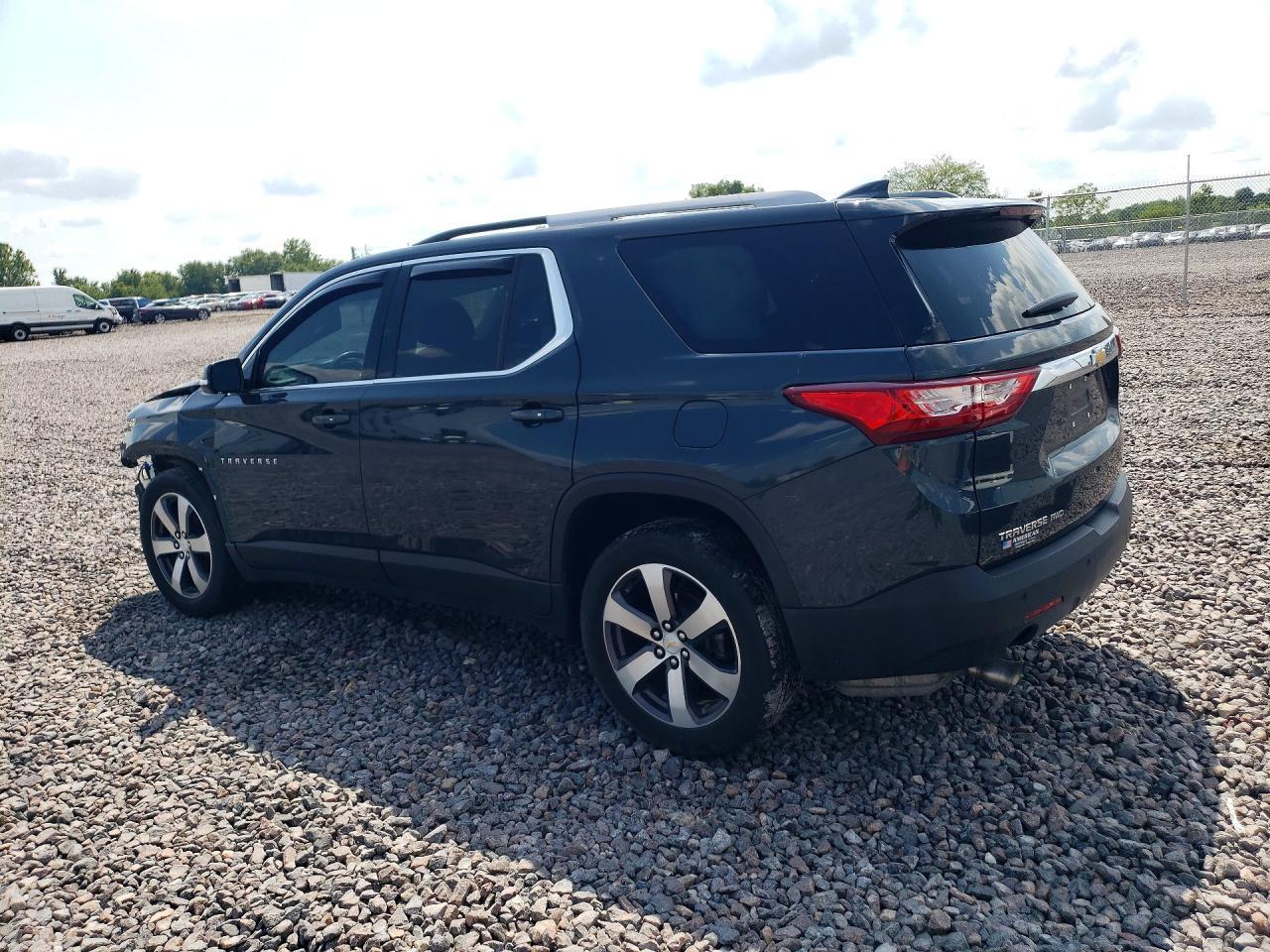 2018 Chevrolet Traverse Lt - Фото 2