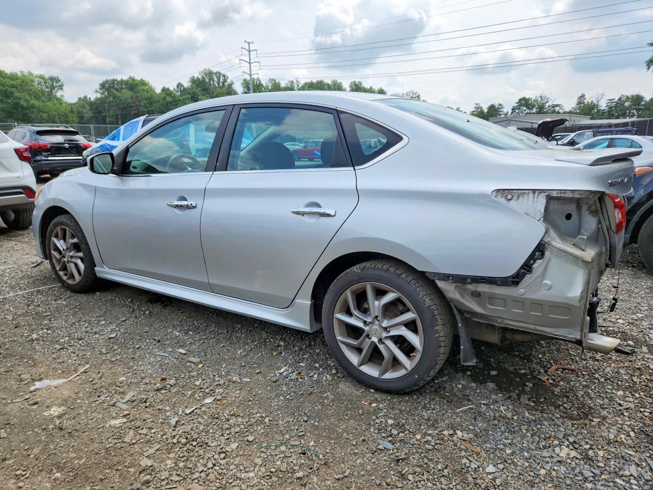 2014 Nissan Sentra Sr - Фото 2