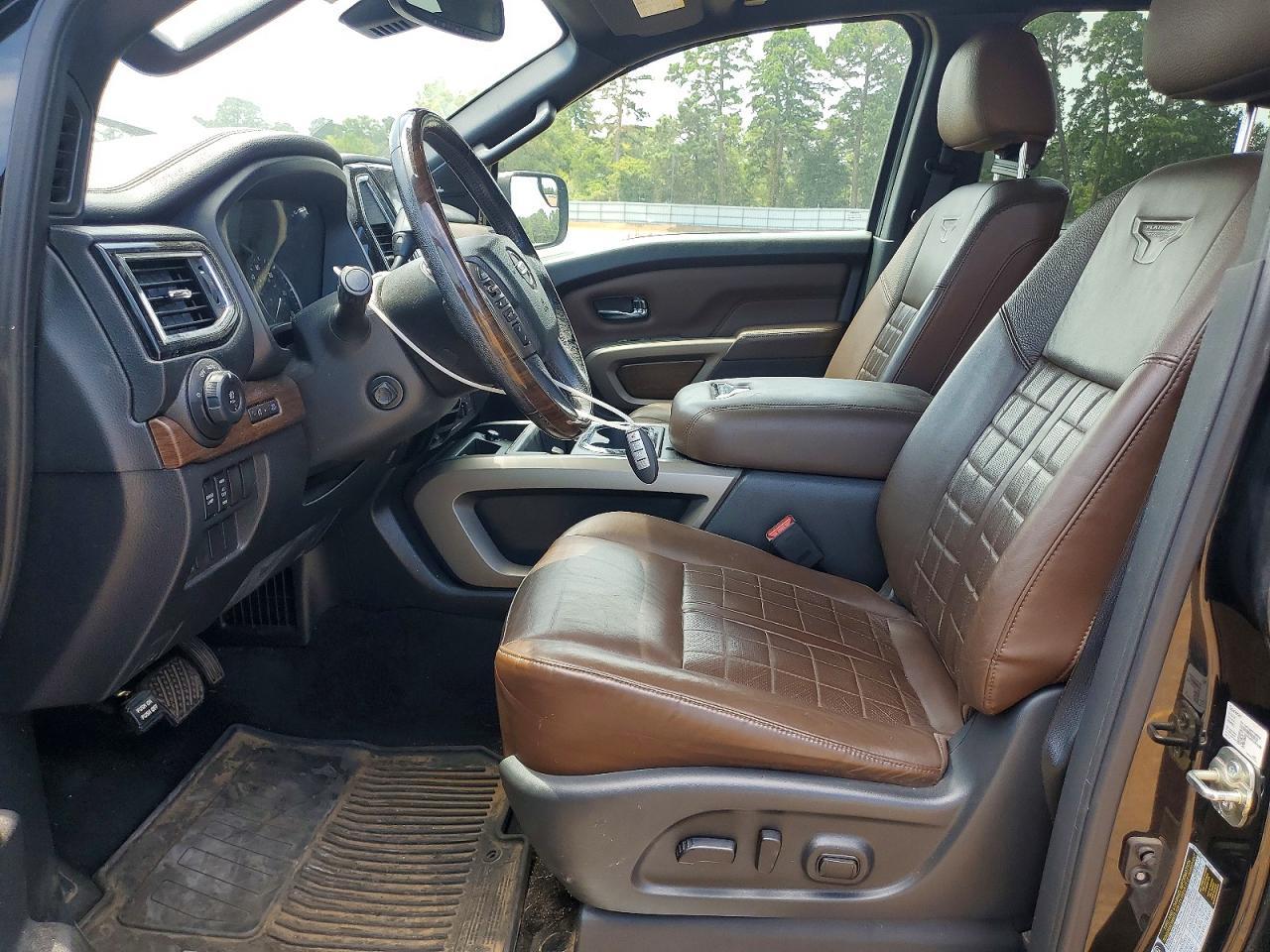 2020 Nissan Titan Platinum Reserve - Фото 7