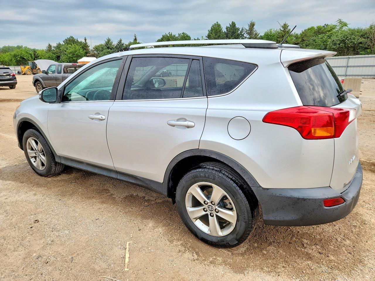 2015 Toyota Rav4 Xle - Фото 2