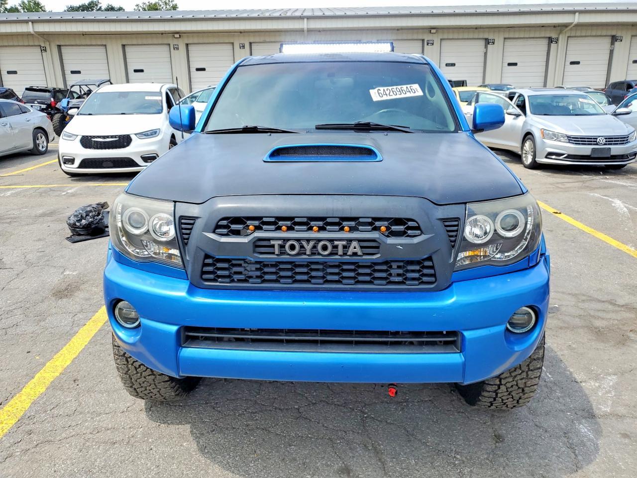 2005 Toyota Tacoma Prerunner Access Cab - Image 5