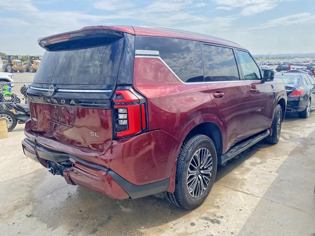 2025 Nissan Armada Sl - Image 3