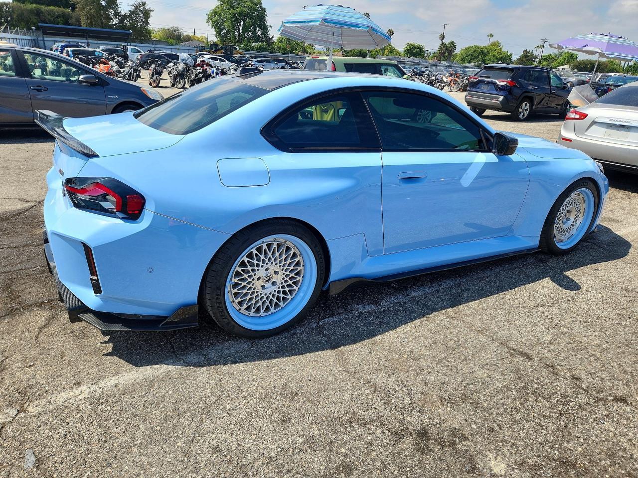 2025 BMW M2 - Фото 3