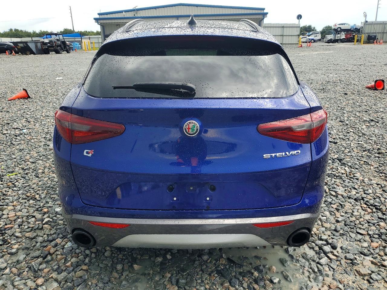 2022 Alfa Romeo Stelvio Ti - Фото 6