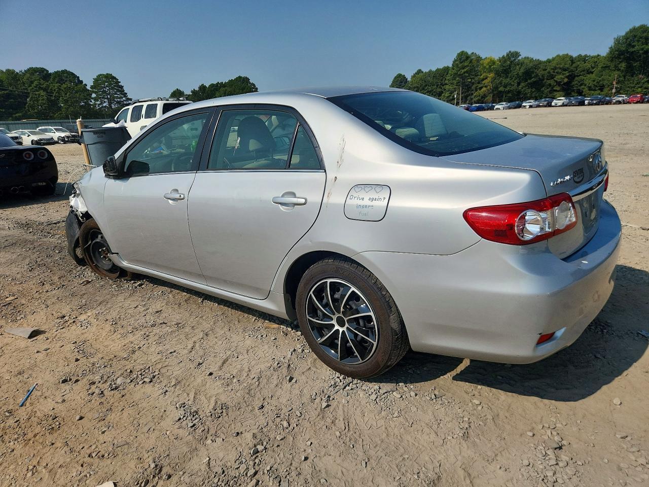 2013 Toyota Corolla Le - Фото 2