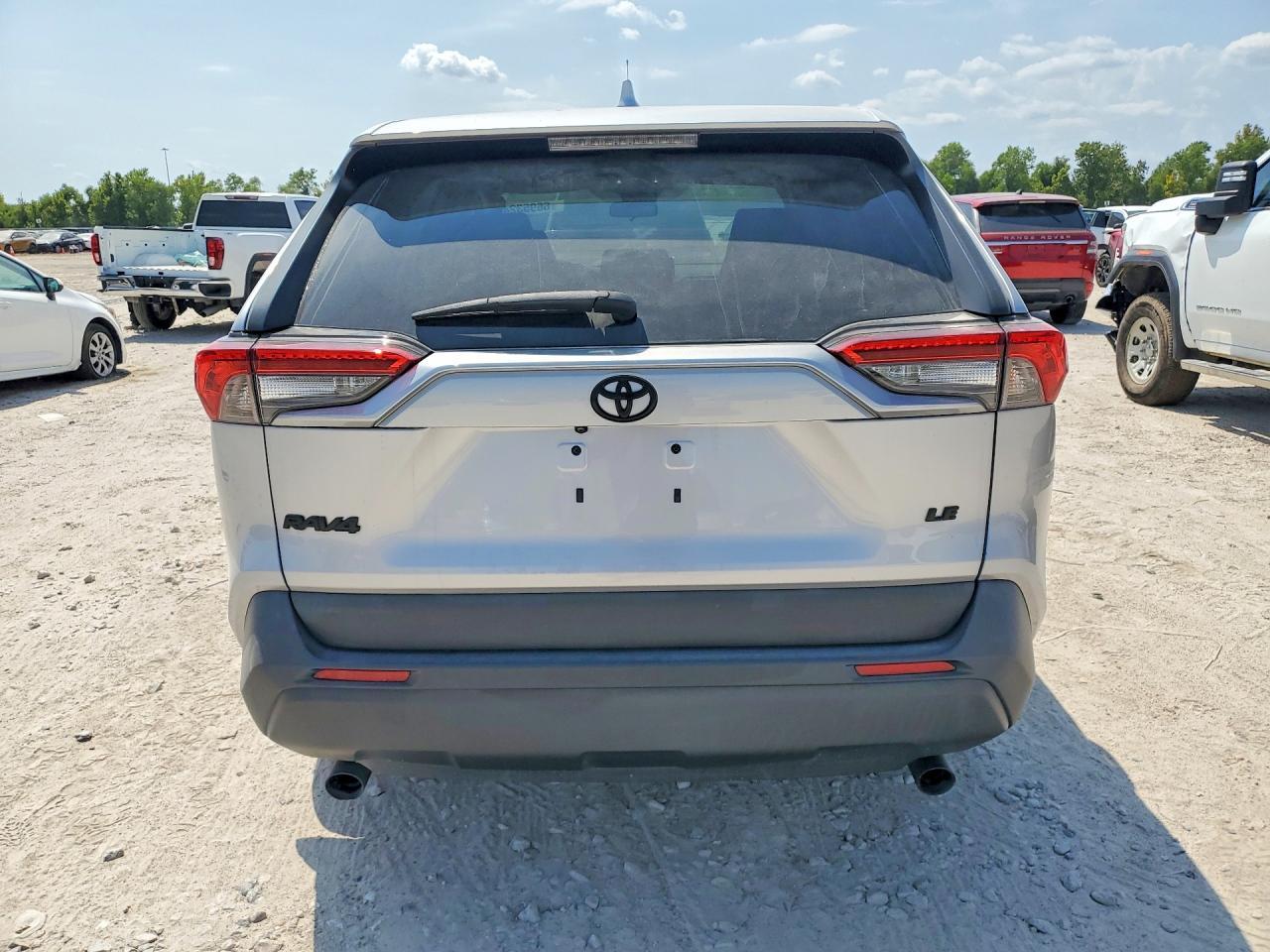 2023 Toyota Rav4 Le - Фото 6