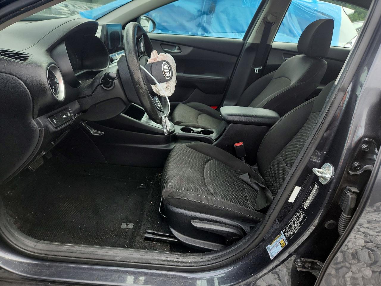 2019 Kia Forte Lxs - Image 7