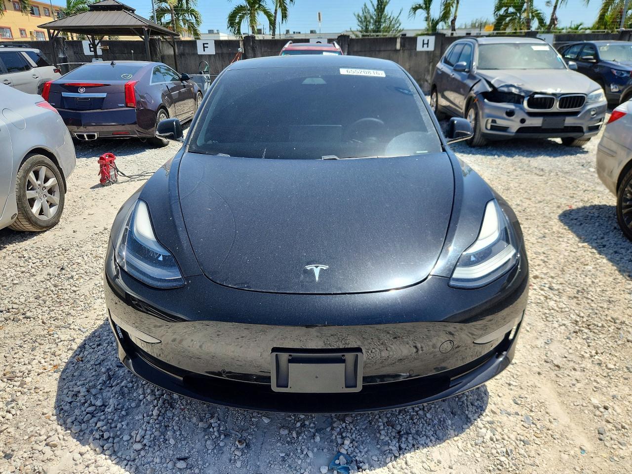 2021 Tesla Model 3 - Image 5