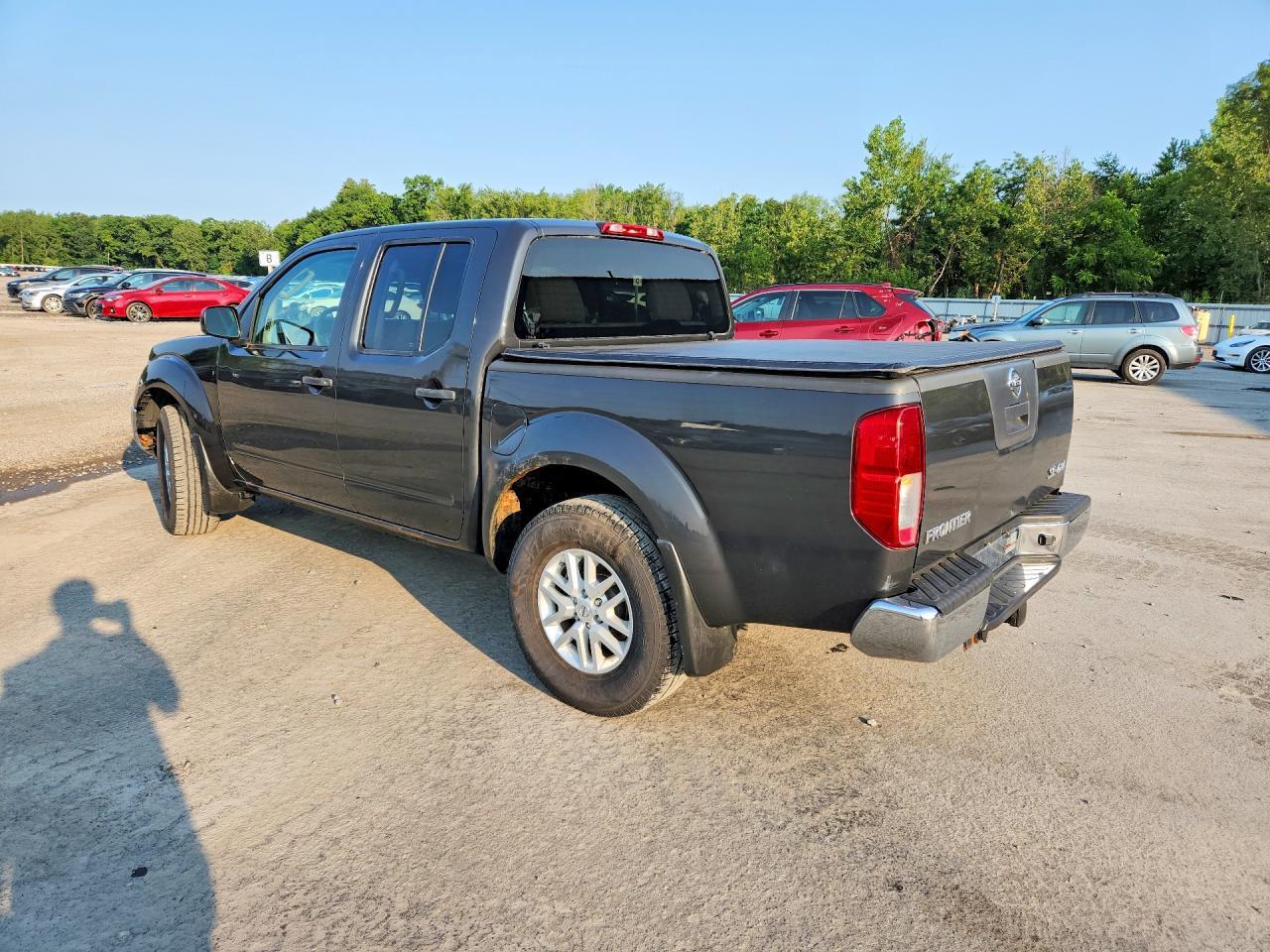 2010 Nissan Frontier Se V6 - Фото 2