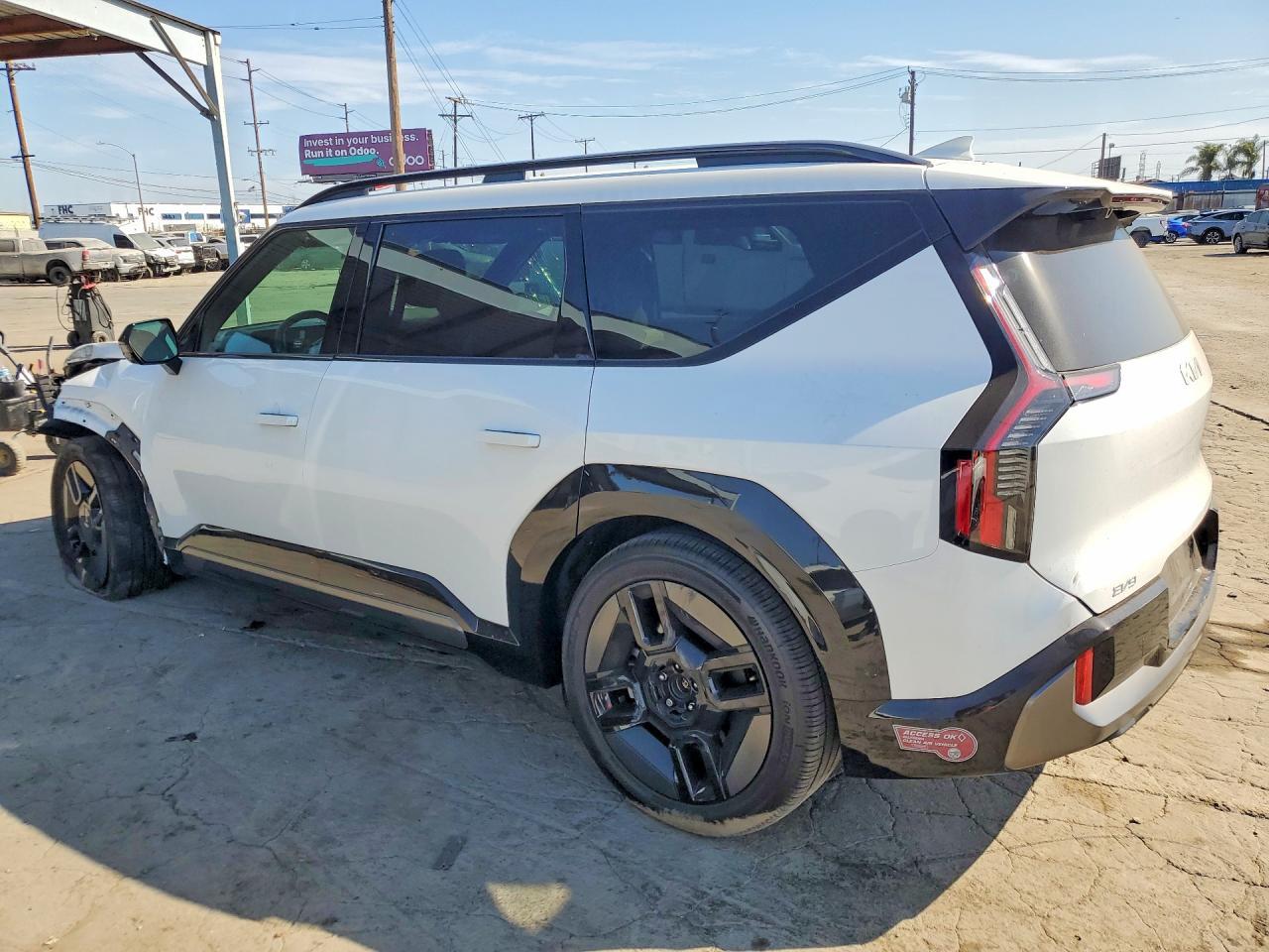 2025 Kia Ev9 Gt Line - Фото 2