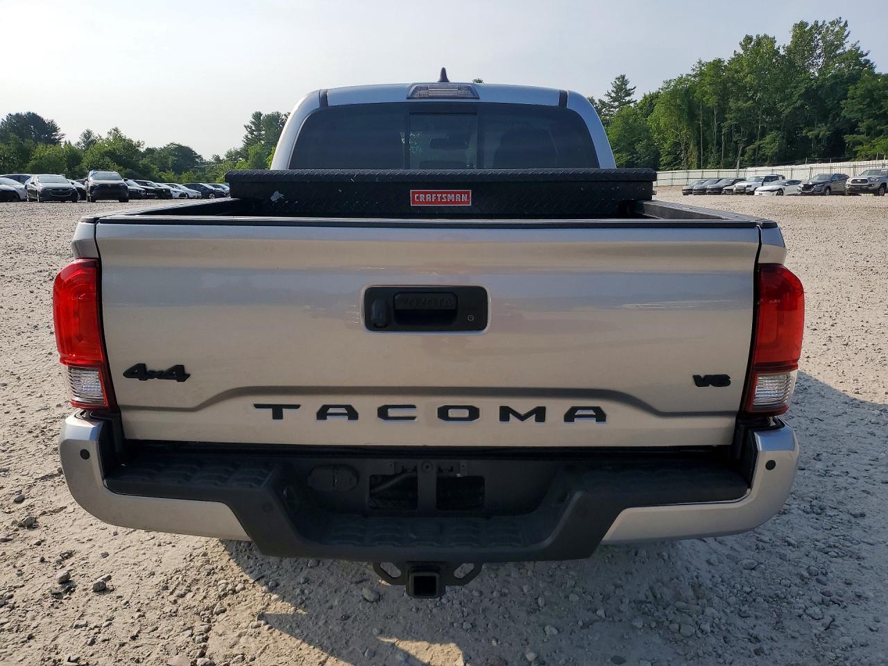 2020 Toyota Tacoma Sr5 V6 - Image 6