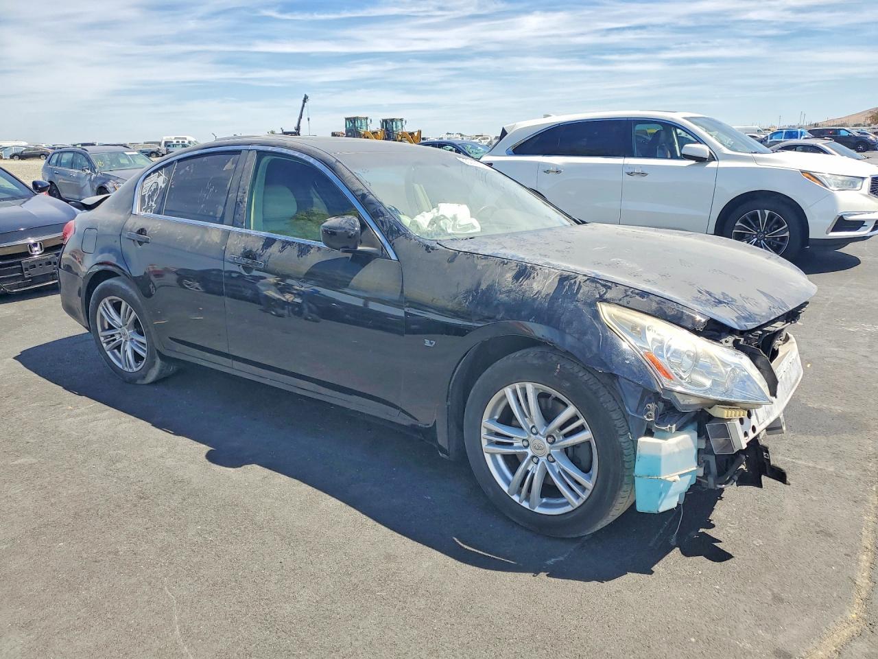 2015 Infiniti Q40 Base - Фото 4