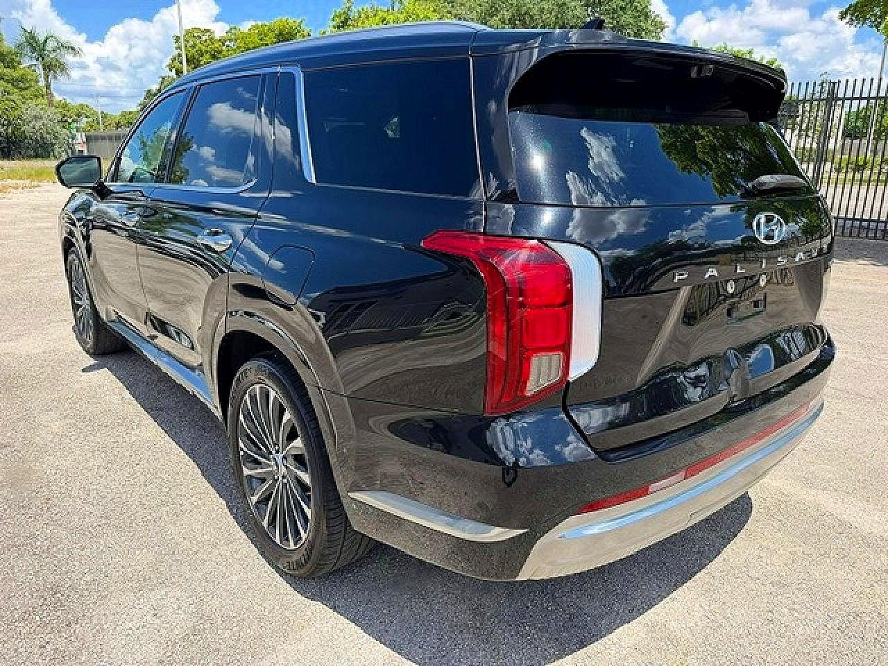 2023 Hyundai Palisade Calligraphy - Фото 2