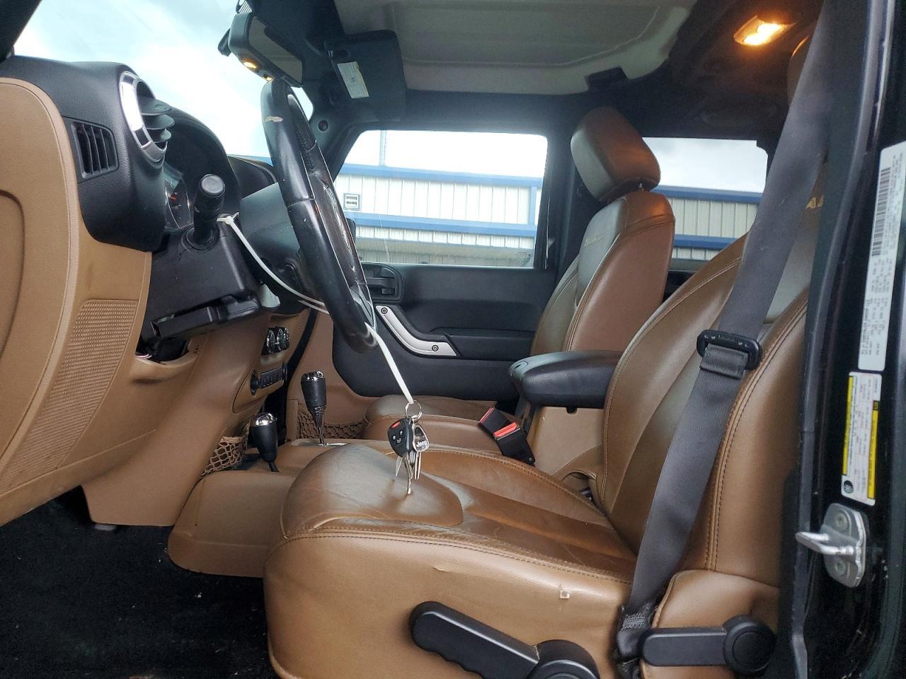 2013 Jeep Wrangler Unlimited Sahara - Фото 7