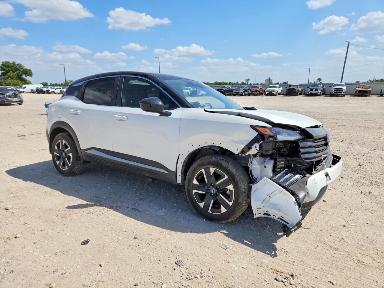 2025 Nissan Kicks Sv - Фото 4