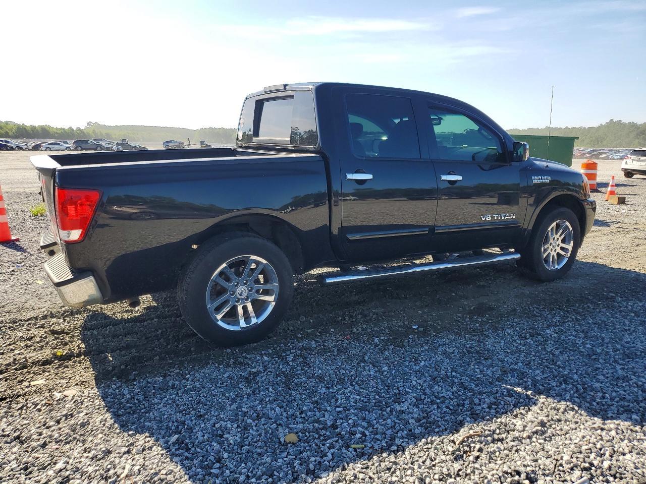 2014 Nissan Titan Sl - Фото 3