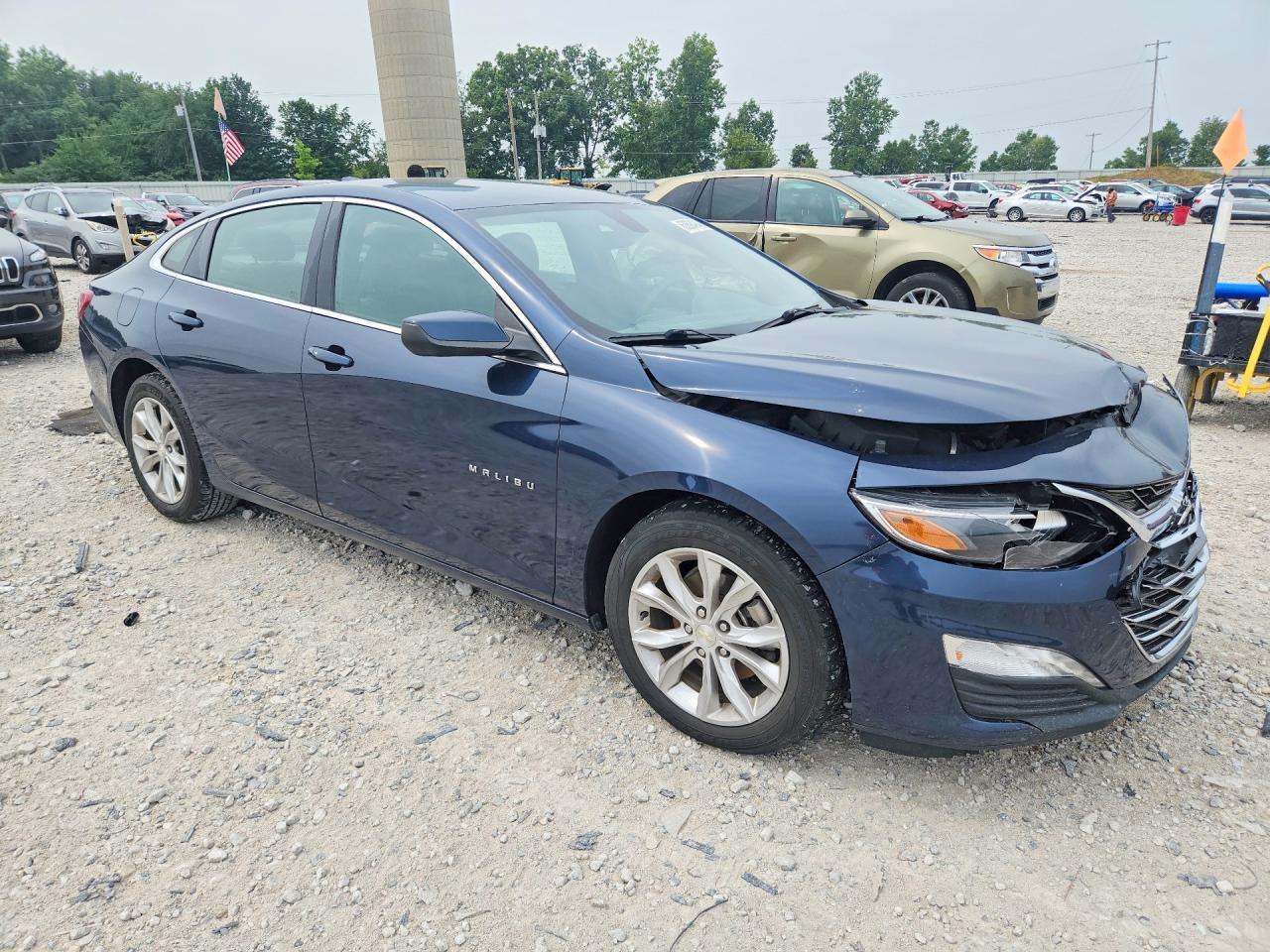 2020 Chevrolet Malibu Lt - Image 4