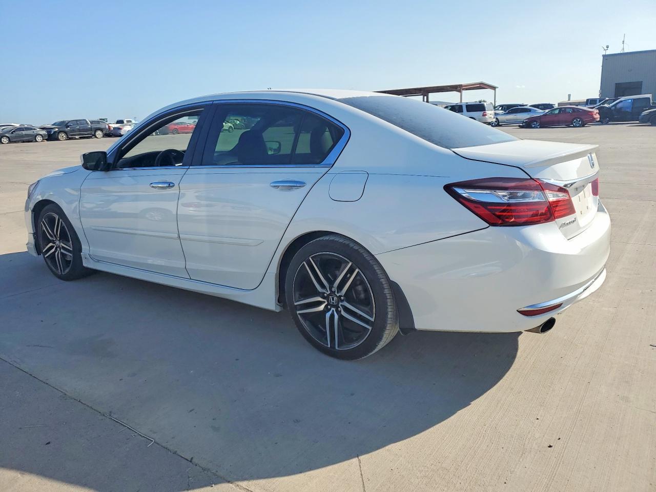 2017 Honda Accord Sport Special Edition - Фото 2