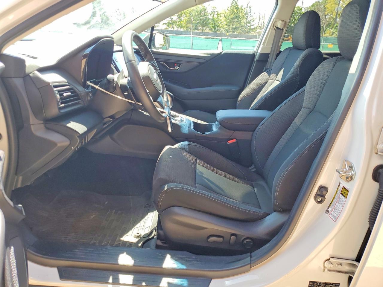 2020 Subaru Outback Premium - Image 7