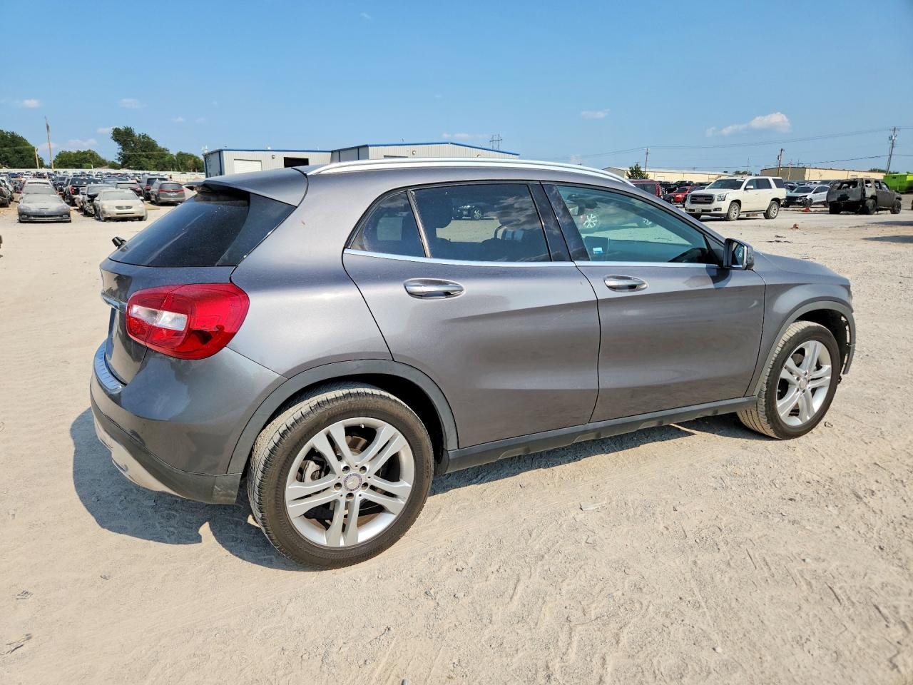 2016 Mercedes-Benz Gla 250 - Image 3