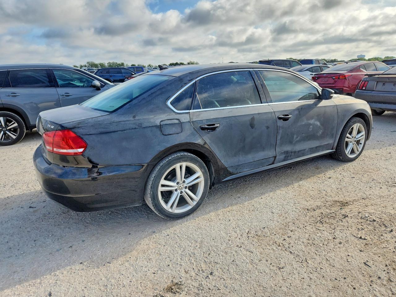 2014 Volkswagen Passat Se - Фото 3