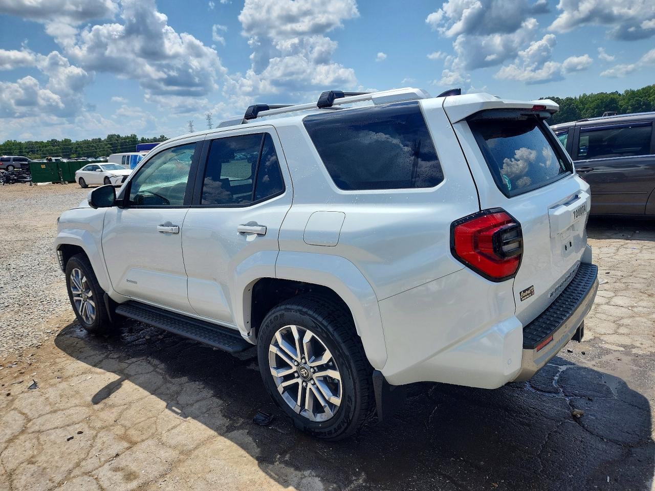 2025 Toyota 4Runner Limited - Фото 2
