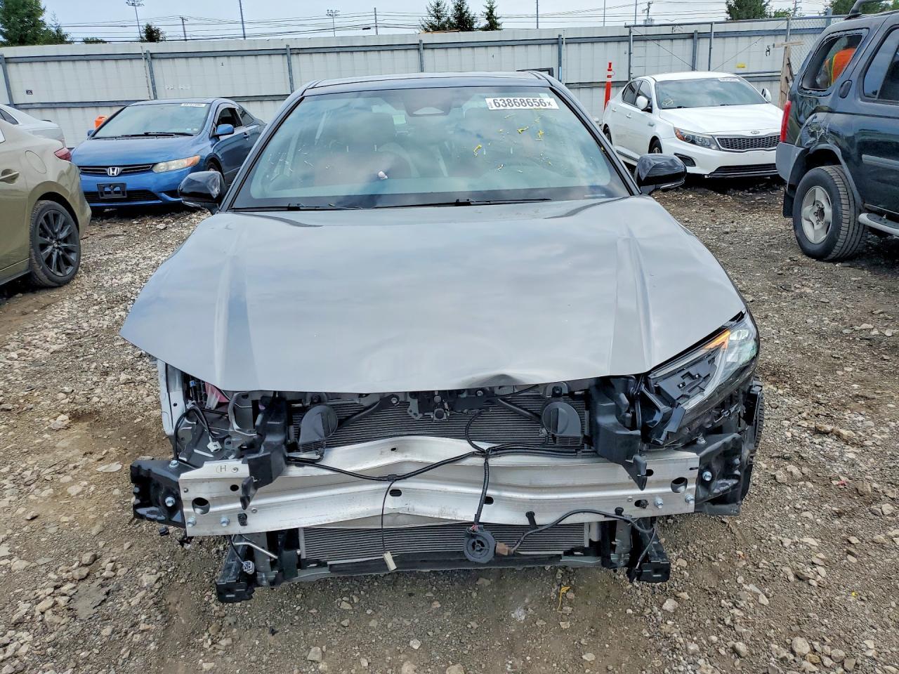 2025 Toyota Camry Xse - Фото 5