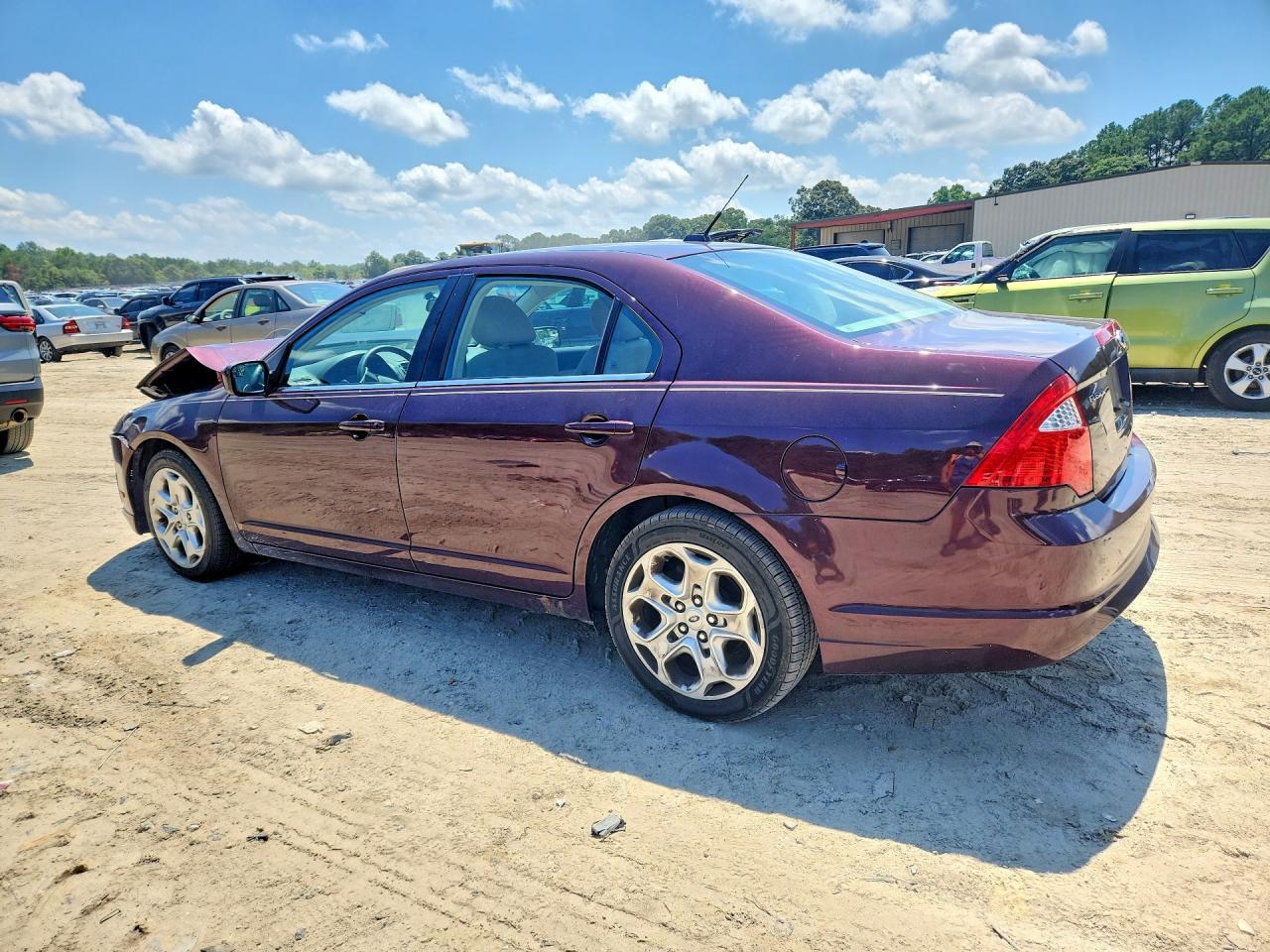 2011 Ford Fusion Se - Image 2
