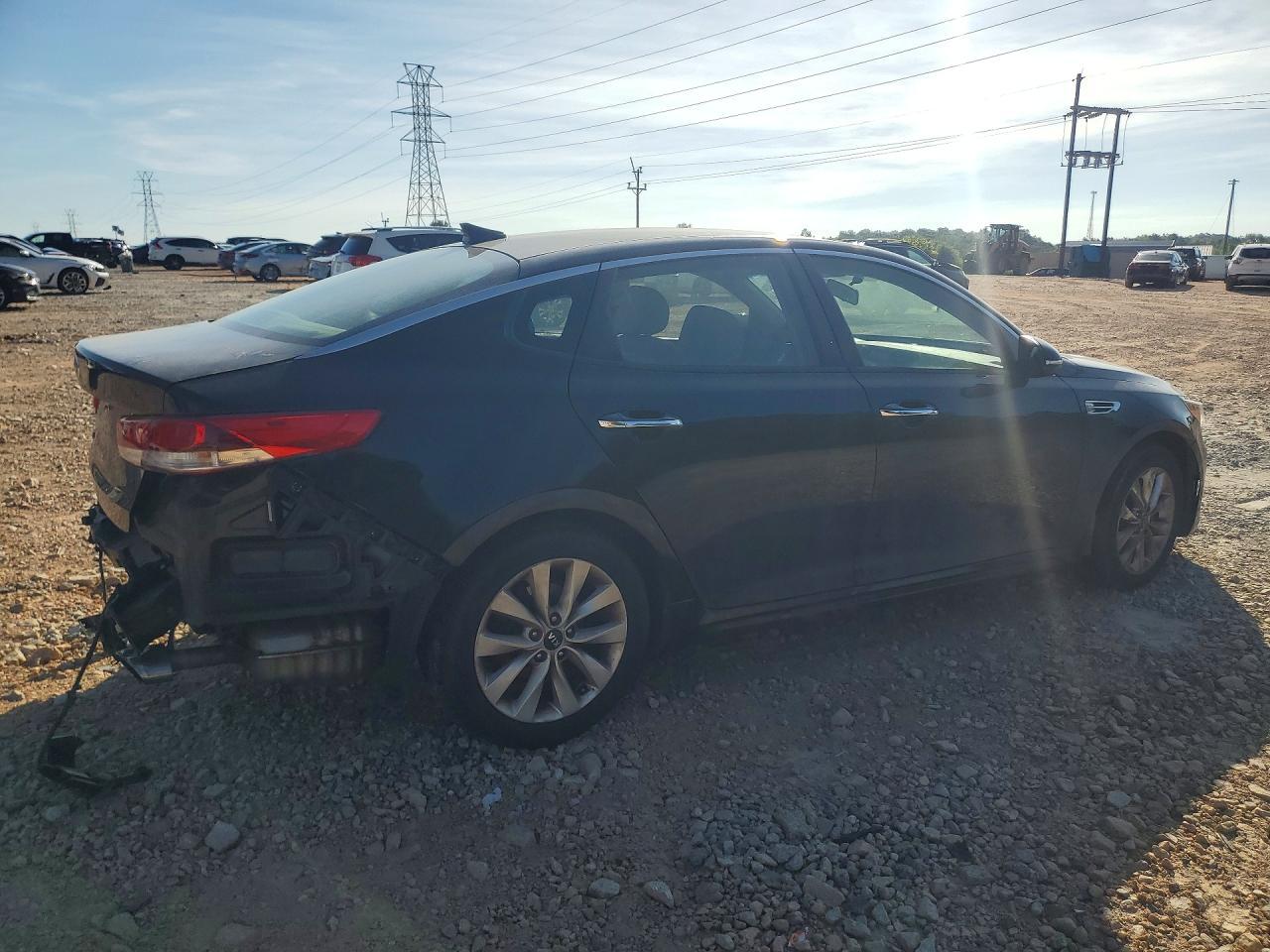 2018 Kia Optima Lx - Фото 3