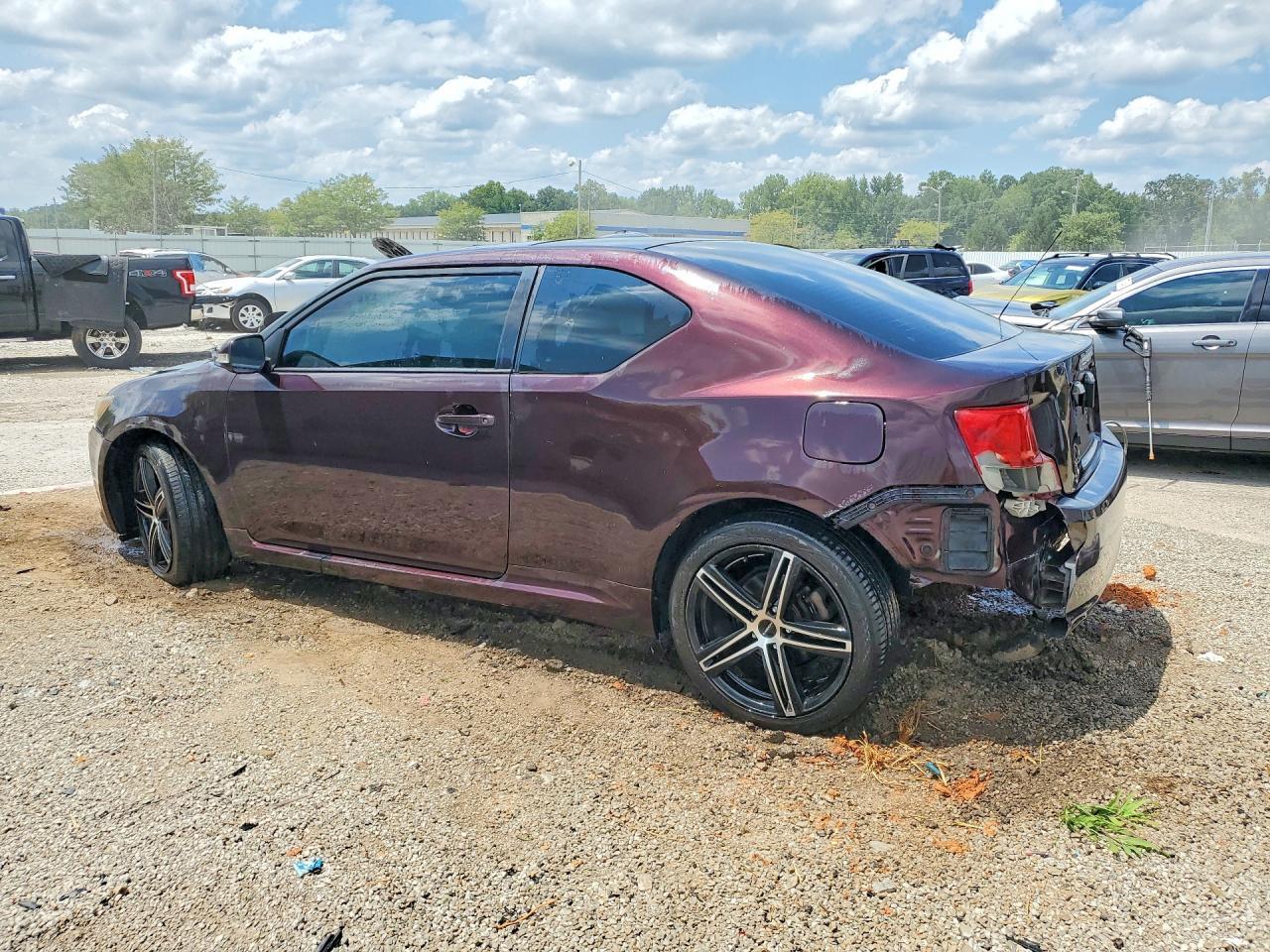 2011 Scion Tc Base - Фото 2